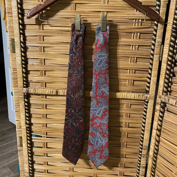 Vintage Christian Dior Tie Bundle (2) Paisley Neckties Made USA Italian silk - Picture 1 of 6